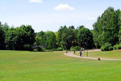 mit dem Rad auf der Schlossinsel