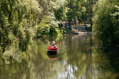 Kahnfahrt auf der Spree in Cottbus Kahnfahrt auf der Spree in Cottbus