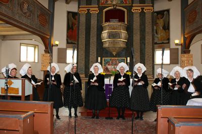 der sorbische Chor in der Kirche zu Dissen Ostersingen mit dem Chor Łužyca