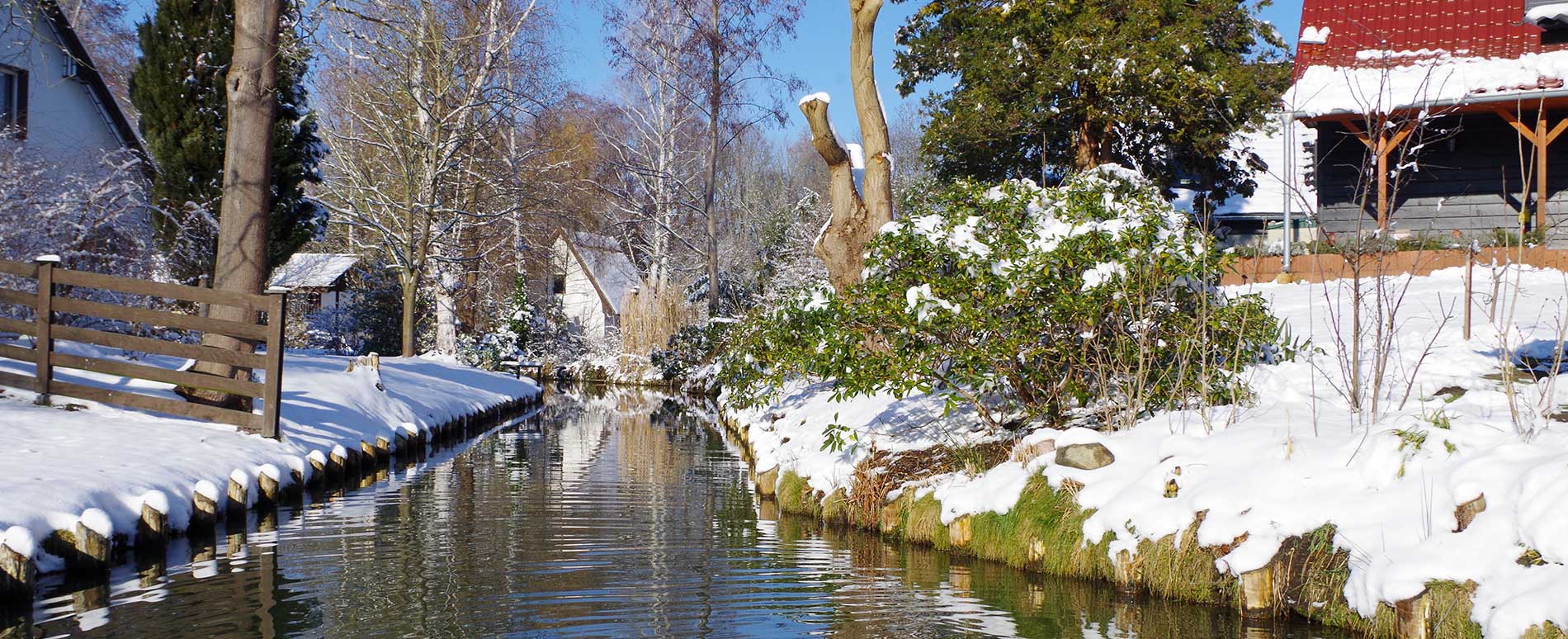 Glühweinkahnfahrt durch Burg Kauper