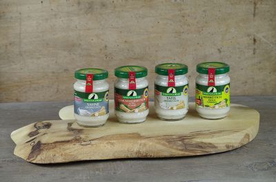 Großer Hafen Lübbenau Spreewald Meerrettich im Glas