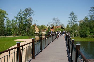 Brücke verbindet Schlossinsel mit SpreeLagune